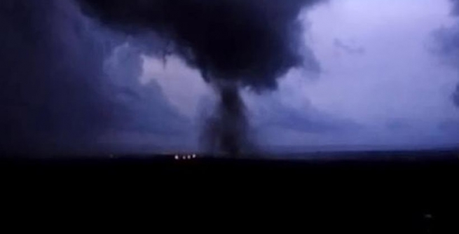 Торнадо ударил по Каламате (видео)