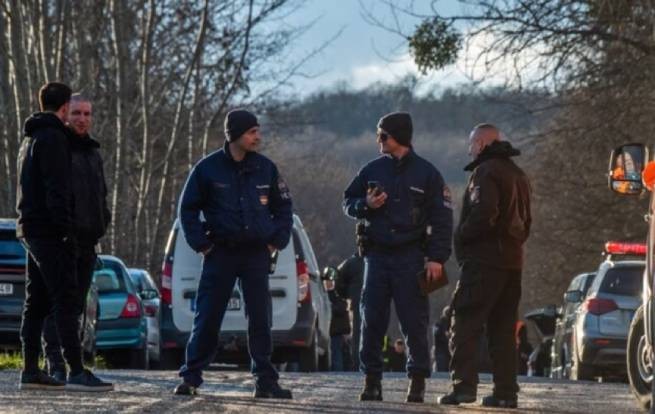4 человека погибли и несколько травмированы на ралли в Венгрии - автомобиль влетел в зрителей (видео)