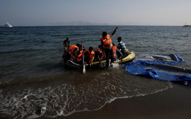 Агенство ЕС зафиксировало снижение прибытий мигрантов в Грецию