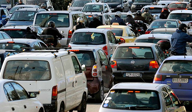 Зеленая повестка: правительство Греции хочет отправить миллионы автомобилей на свалку