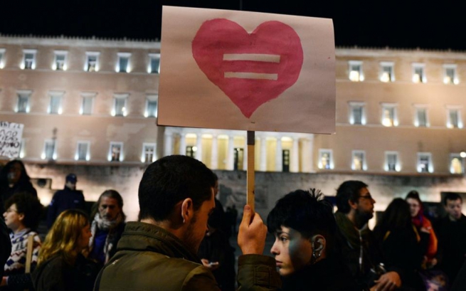 Греческий парламент одобрил закон об однополых гражданских союзах