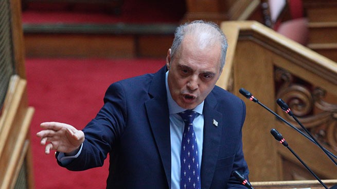 Велопулос: «Все депутаты должны заявить, являются ли они геями, чтобы мы знали, почему они проголосуют за законопроект»