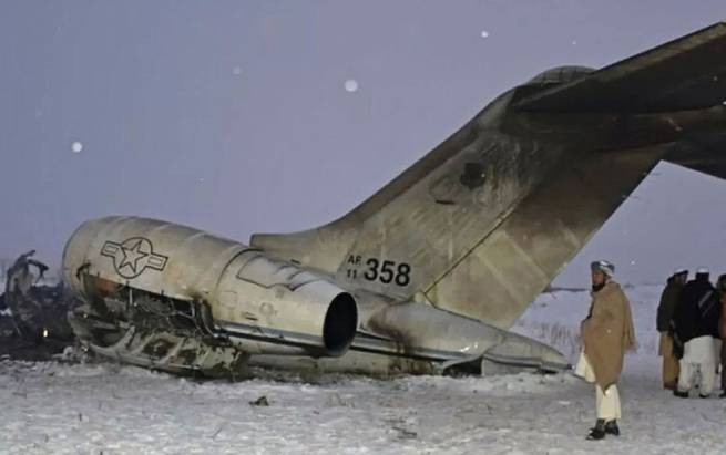 Из российского самолета Falcon 10, разбившегося в Афганистане, украли $1,2 миллиона наличных (видео)