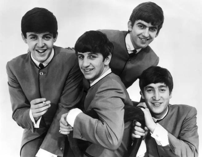 Премьера последней песни The Beatles (видео)