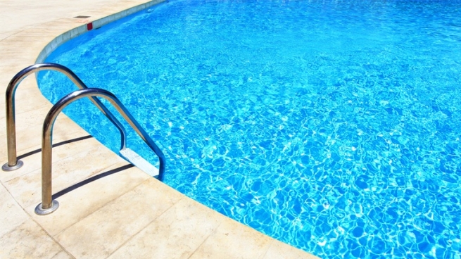 60-ти летний пенсионер утонул в бассейне
