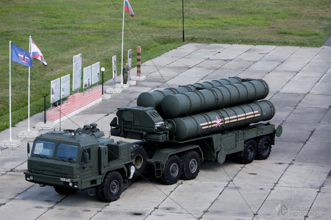 Россия: Мы можем снабдить Грецию зенитным ракетным комплексом S-400