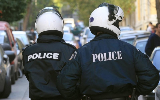 Греческих полицейских обучат бороться с джихадистами