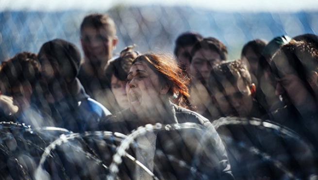 Власти Греции регистрируют почти 98% прибывших в страну беженцев