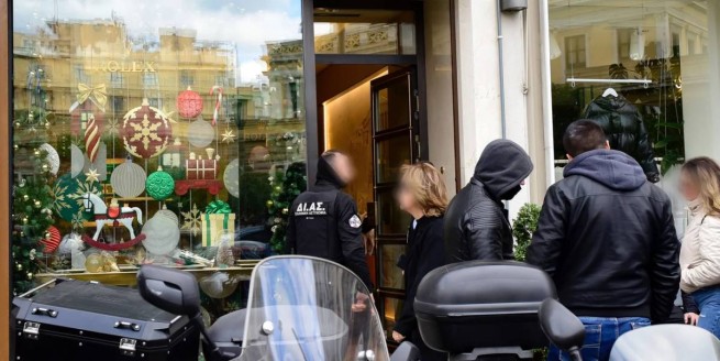 Вооруженное ограбление магазина Rolex в центре Афин