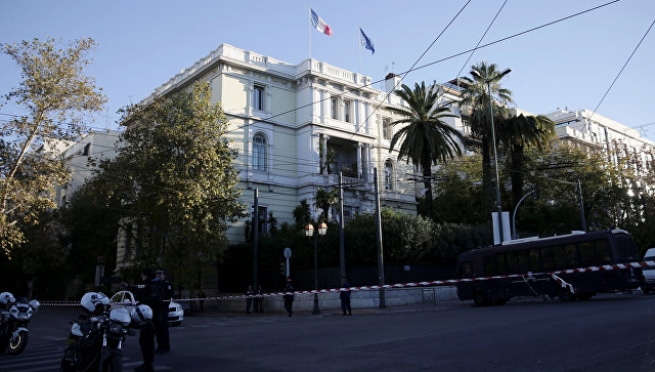 Ответственность за нападение на посольство Франции взяли "Заговор огненных ячеек"