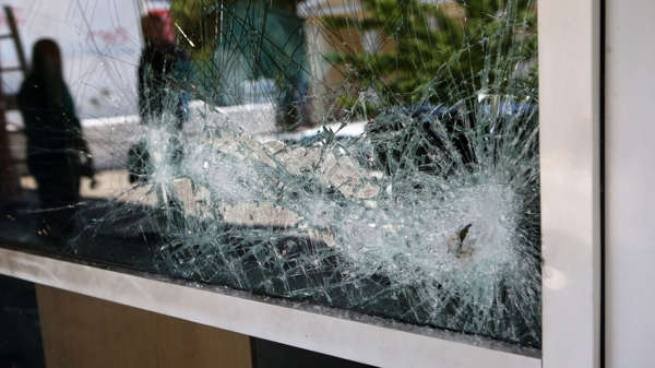 Каллифея: "капюшонщики" атаковали банк