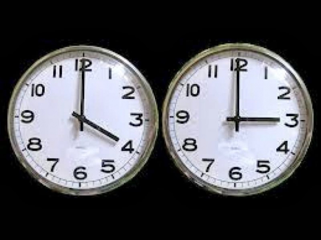 В ночь с 29 на 30 марта в Греции переводят часы на летнее время