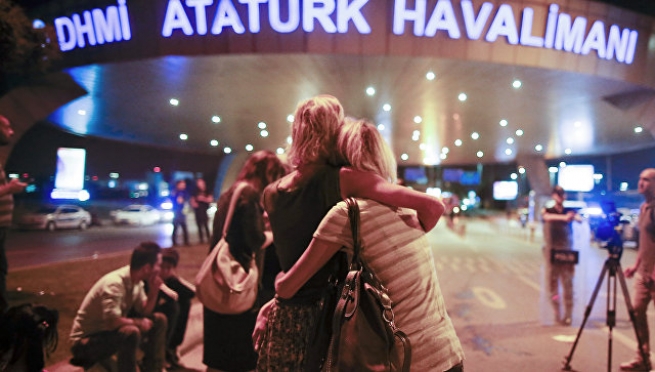 В аэропорту Константинополя прогремели взрывы хроника событий