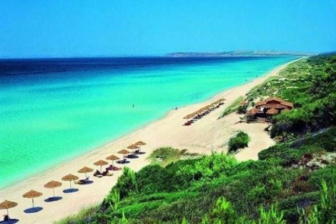Для стабилизации экономики Греция продаст 110 пляжей