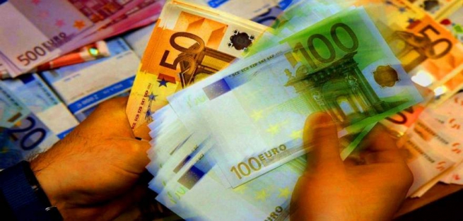 Кредиторы советуют не платить грекам зарплаты