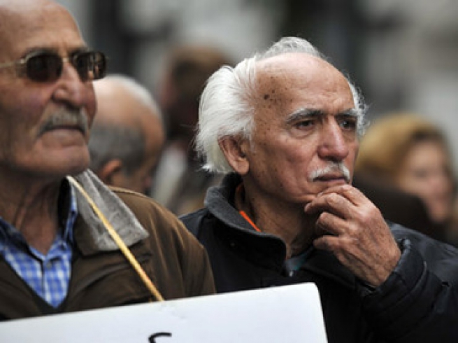 Досрочный выход на пенсию выбрали трое из четырех греческих пенсионеров