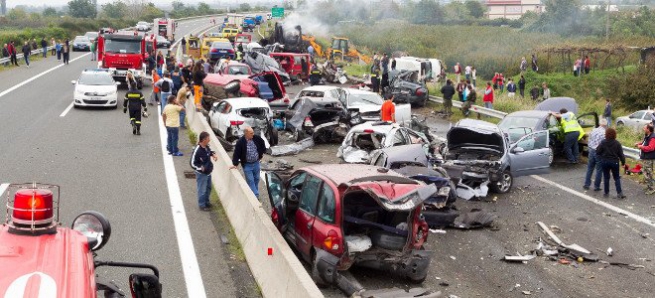 Страшная автомобильная авария на Эгнатия Одос