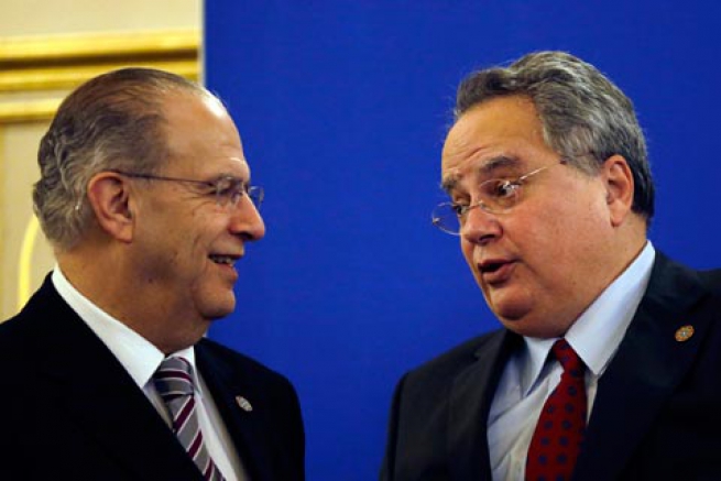 Котзиас подчеркивает греческую роль в региональной стабильности