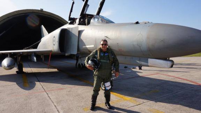 Панос Камменос выполнил полет в кабине истребителя F-4E Phantom