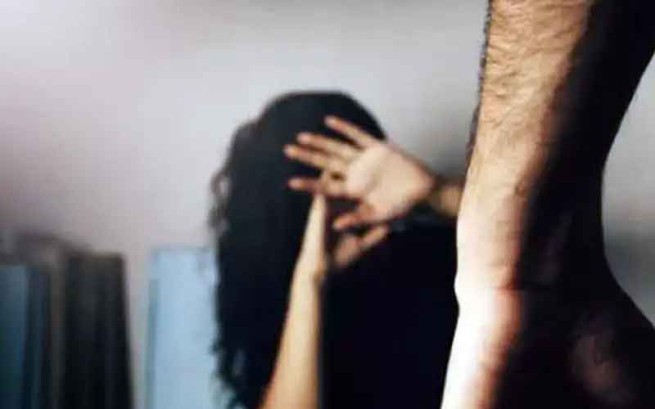 Шок: 56-летний мужчина насиловал 8-летнюю дочь своей сожительницы на протяжении 7 лет