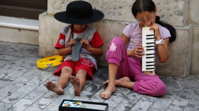ЮНИСЕФ: более полумиллиона детей в Греции находятся на грани бедности