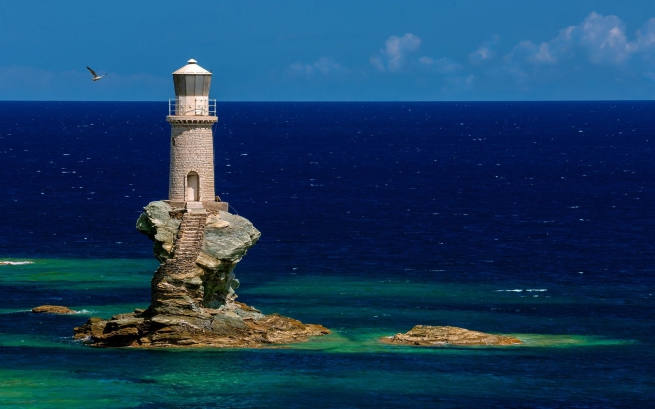 Откройте для себя дикую красоту маяков греческих морей