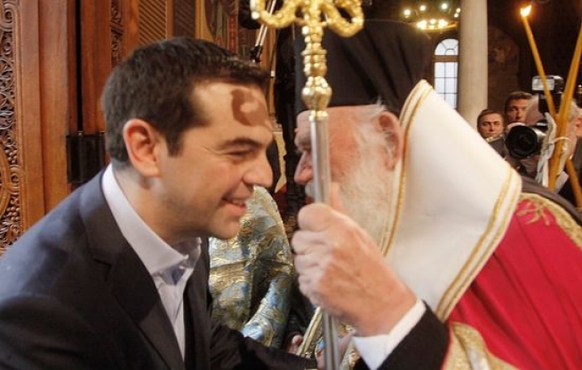 Греция: мирный "пакт" заключили государство и церковь