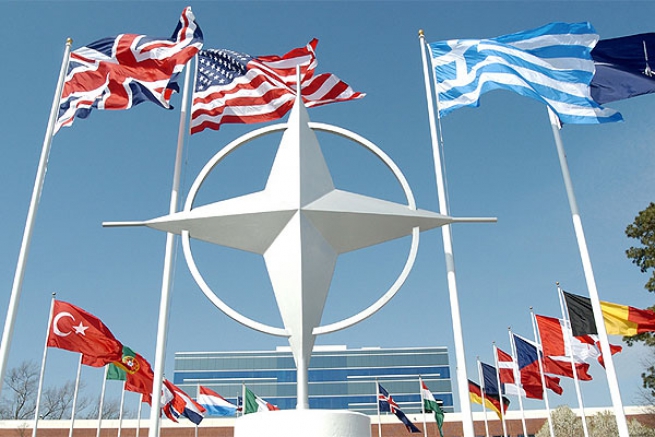 НАТО заподозрила Грецию в передаче секретной информации России