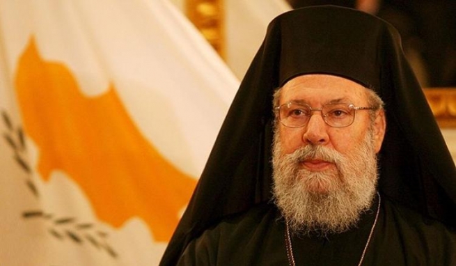 Сегодня Кипрский архиепископ Хризостом II обвинил руководство РПЦ сегодня в ереси этнофилетизма.