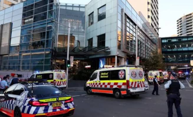 Кровавое нападение в центре Сиднея - шесть погибших, убийца застрелен полицией (видео)