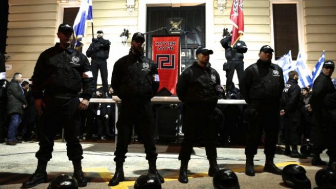 'Чистосердечное' признание: греческих неонацистов покрывала сама полиция и правящая пария