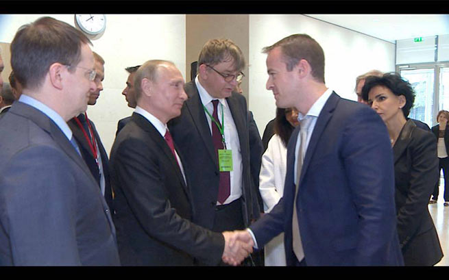 Президент Путин и Пьер Малиновски. Май 2017. Париж.