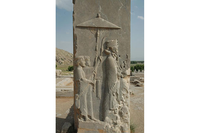 Рельеф с изображением Ксеркса в Персеполе