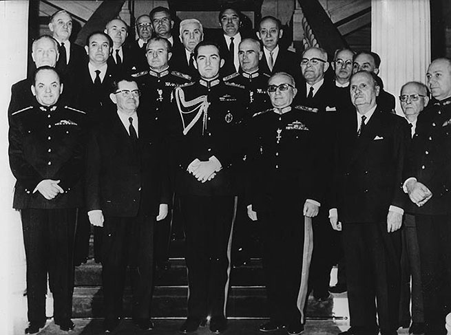 57年前，一个由黑人上校组成的军政府在希腊上台。