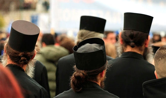 Die Griechen legalisierten die Homo-Ehe: Was sollte die orthodoxe Kirche tun?