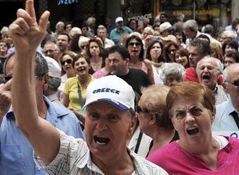 Правительство Греции выделило бедным пенсионерам 100 миллионов евро