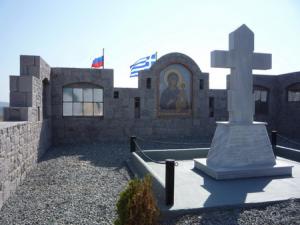 На греческом острове Лемнос почтили память русских моряков