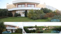 Коммерческая недвижимость с производственными складскими помещениями и жильем в Аргос Арголиды, Греции.