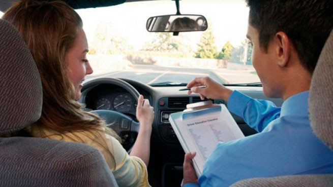 Обновленные правила экзаменов по вождению включены в новый законопроект