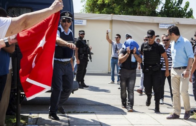 Греческий суд отклонил запрос об экстрадиции троих турецких военнослужащих