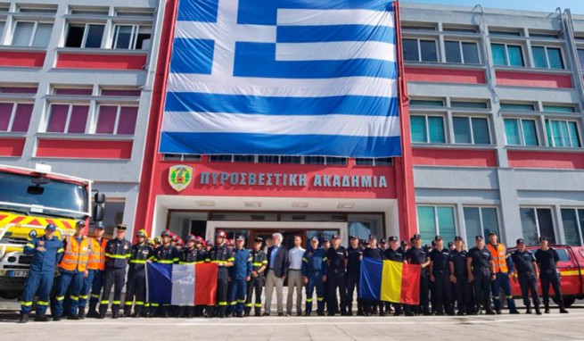 Европейские пожарные прибыли на помощь греческим коллегам