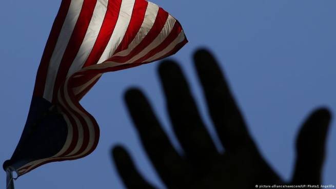 США: американские дипломаты в Австрии покрываются сыпью