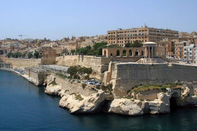Мальта: бонус в виде 100-200 евро каждому туристу