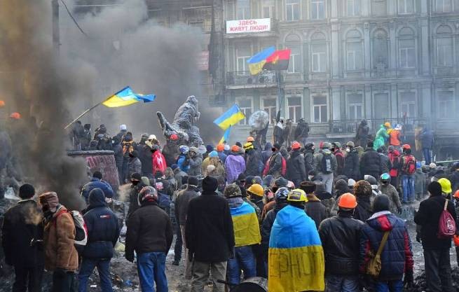 Украина отмечает День достоинства и свободы, десятую годовщину Евромайдана (видео)