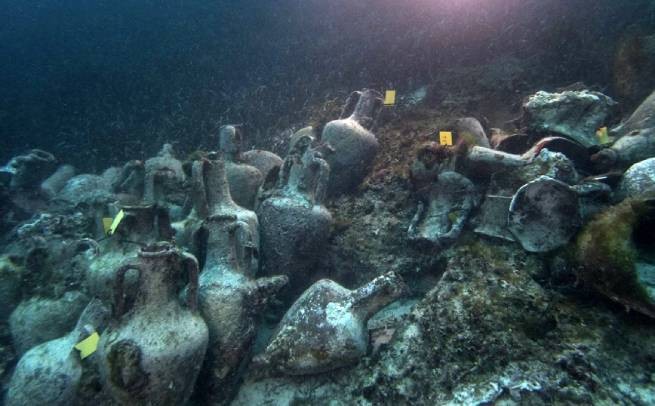 Италия: подводное археологическое открытие, касающееся связей с Древней Грецией