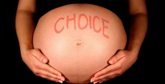 Решение Верховного суда США об абортах возбудило греческих ортодоксов