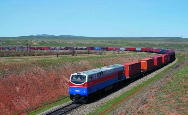 Железнодорожный маршрут в Европу, в обход России, запустил Китай