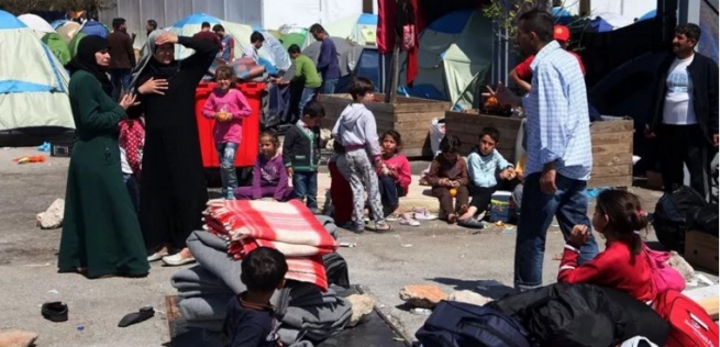 Пирей: число мигрантов-беженцев близится к 4000