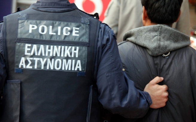 867 человек депортировали в Албанию только за один месяц
