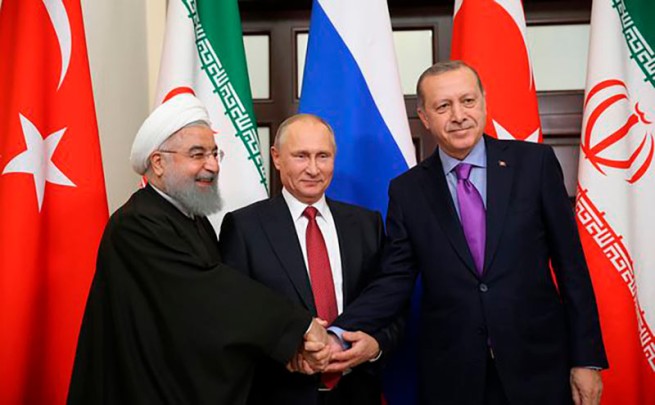 Путин прибыл в Иран: встречи с Раиси и Эрдоганом